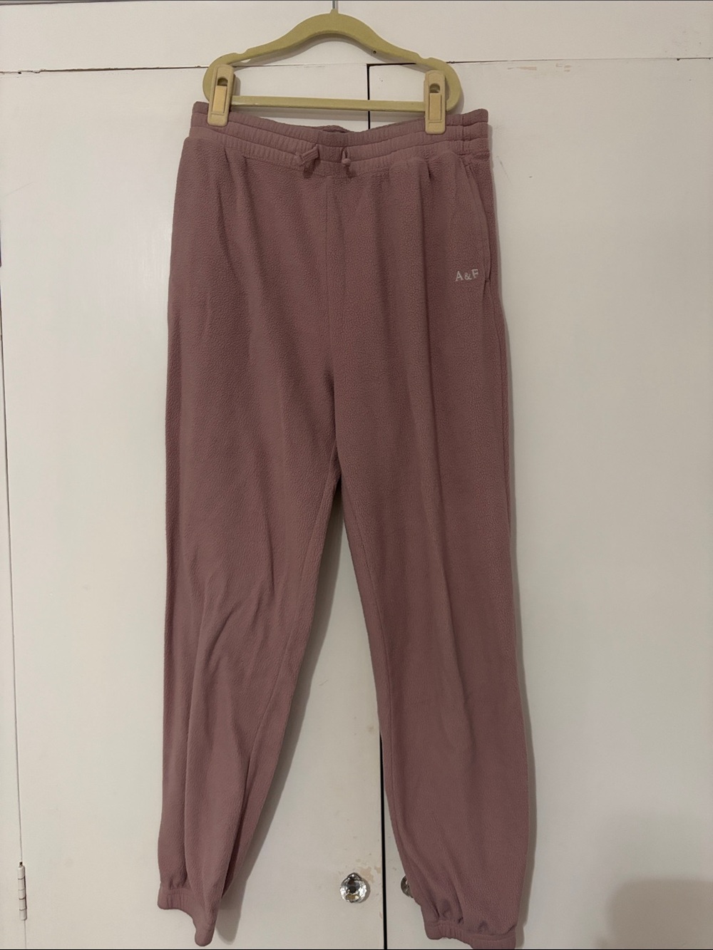 Abercrombie & Fitch Men's Dusty Rose Jogger Sweatpants